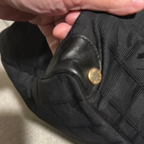 CHANEL Black Quilted Logo Travel Line Y2K Tote Bag - Picture 12 of 16